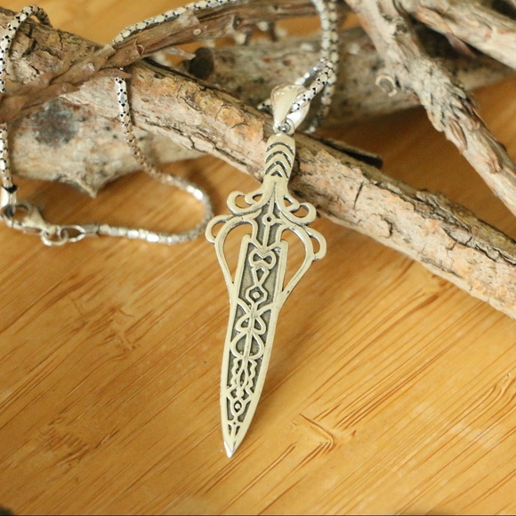 925 Sterling Silver Decorated Sword men’s necklace - Picture 3 of 8